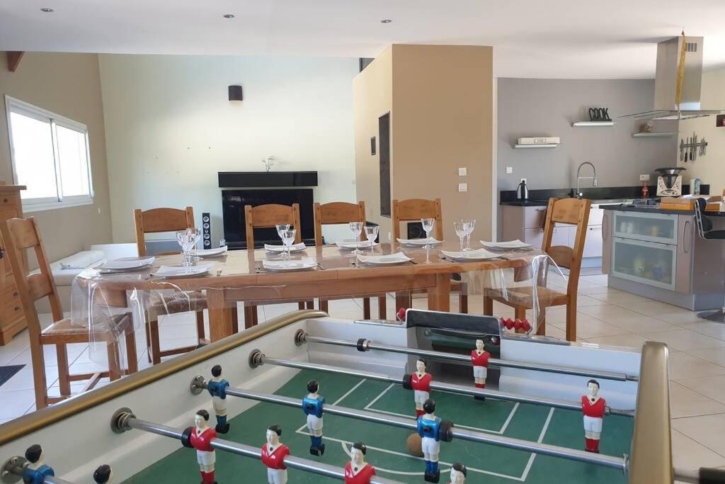 Villa Avec Piscine, Jacuzzi Et Vue Imprenable ! Herry Eksteriør billede